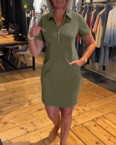 Zipper Dress with Leaf-Shaped Collar