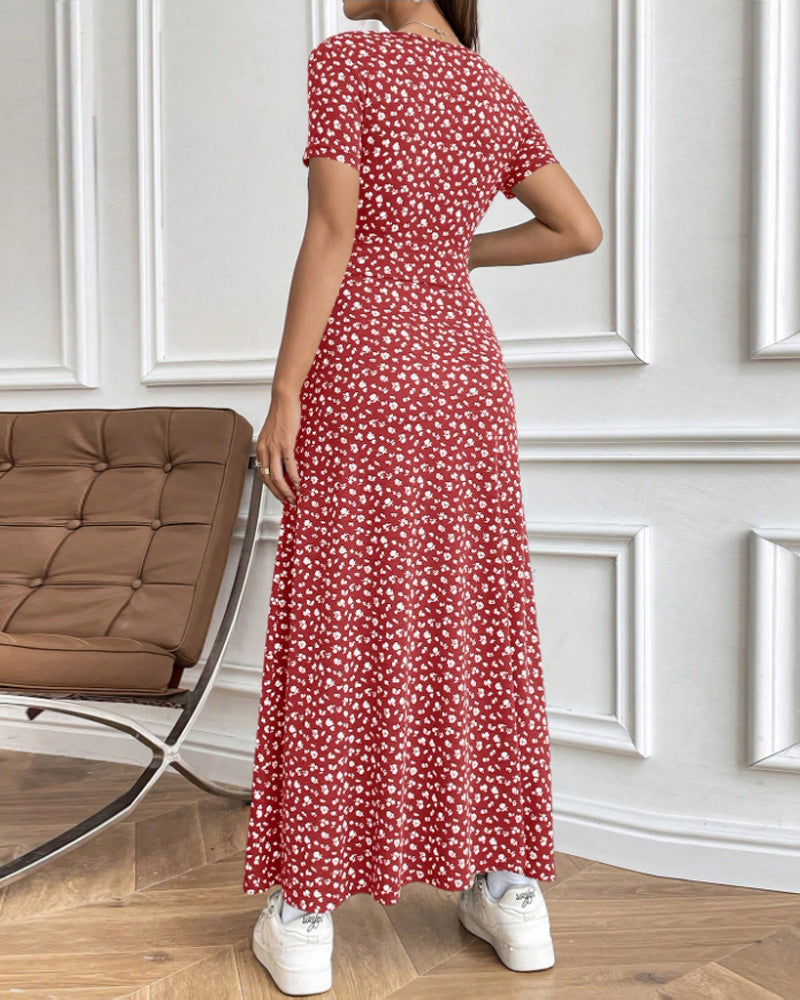 Elegant Dress with a Patterned Design