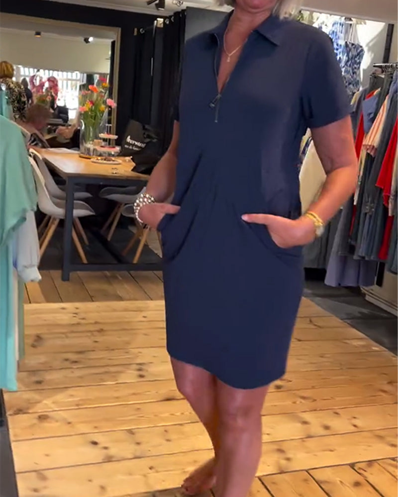 Zipper Dress with Leaf-Shaped Collar