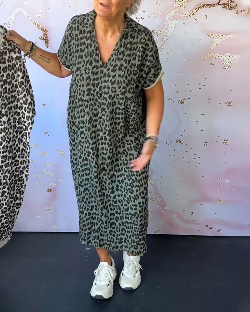 Short Sleeve Dress with V-Neck and Leopard Pattern