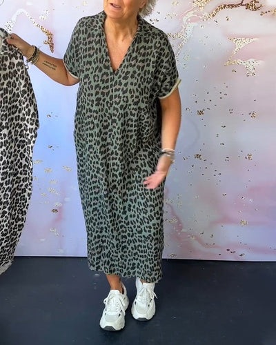 Short Sleeve Dress with V-Neck and Leopard Pattern